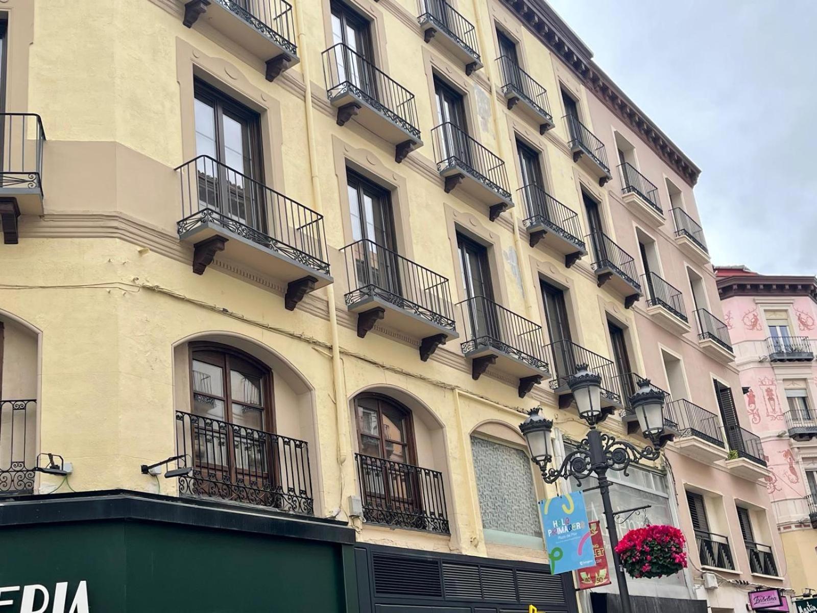 Alfonso I El Batallador Zaragoza Exterior foto